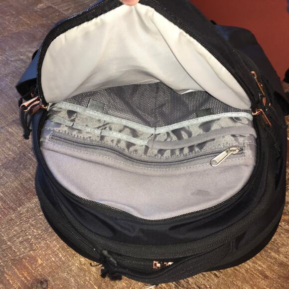 North Face Surge Luxe Womens Backpack Daypack  Black Laptop School Bag READ
